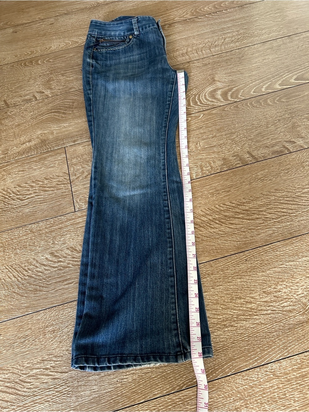 Women's Flare Jeans in Medium Blue Wash - Picture 6 of 11